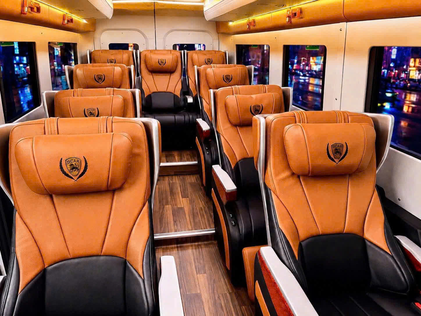 Thuê xe Limousine HCM đi Cam Ranh cho doanh nghiệp