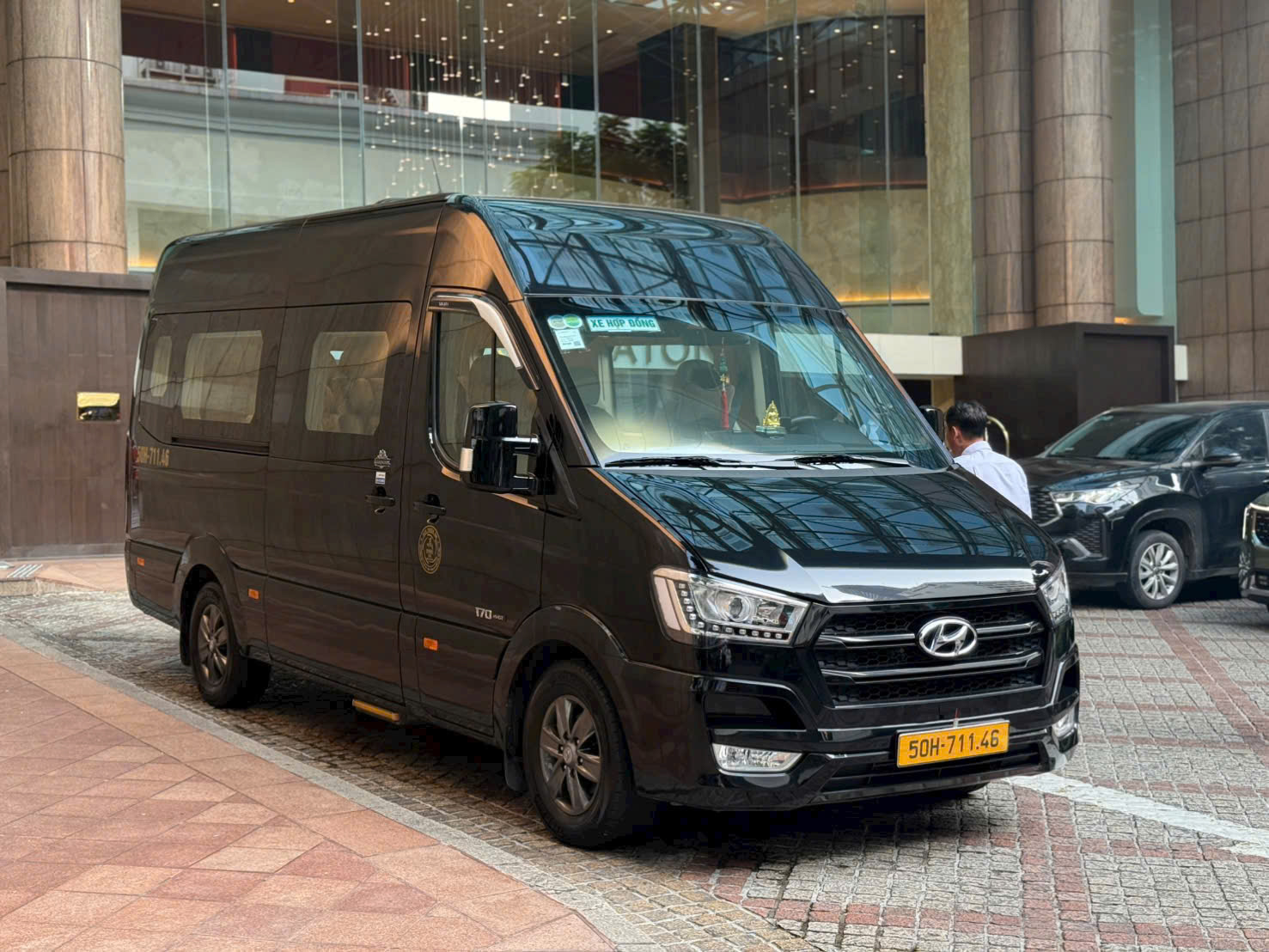 Thuê xe Limousine HCM đi Cam Ranh cho gia đình