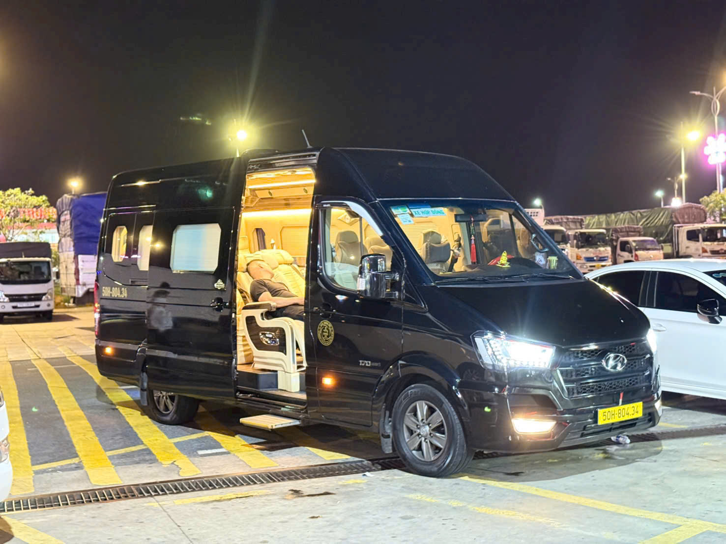 Thuê xe Limousine HCM đi Cam Ranh không phát sinh
