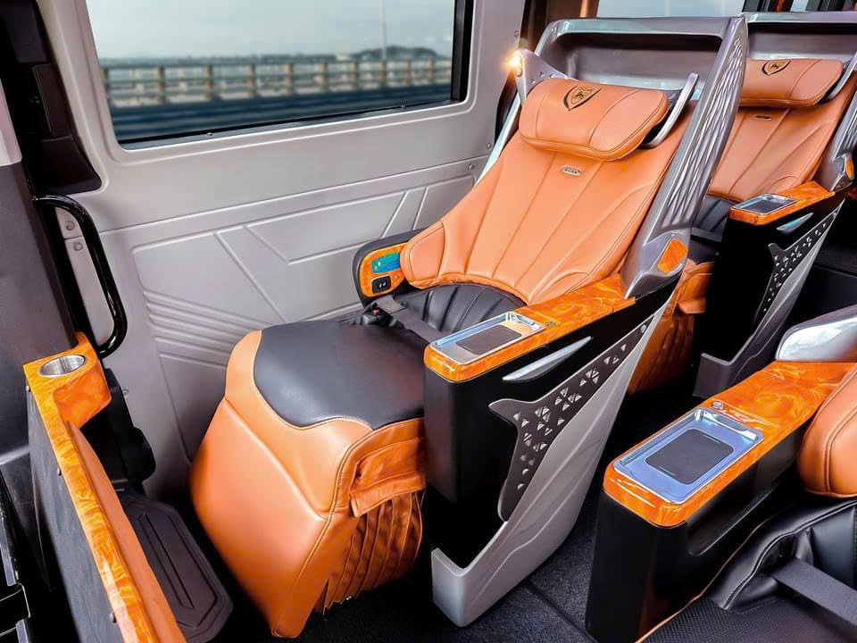 Thuê xe limousine riêng Ninh Thuận Sài Gòn