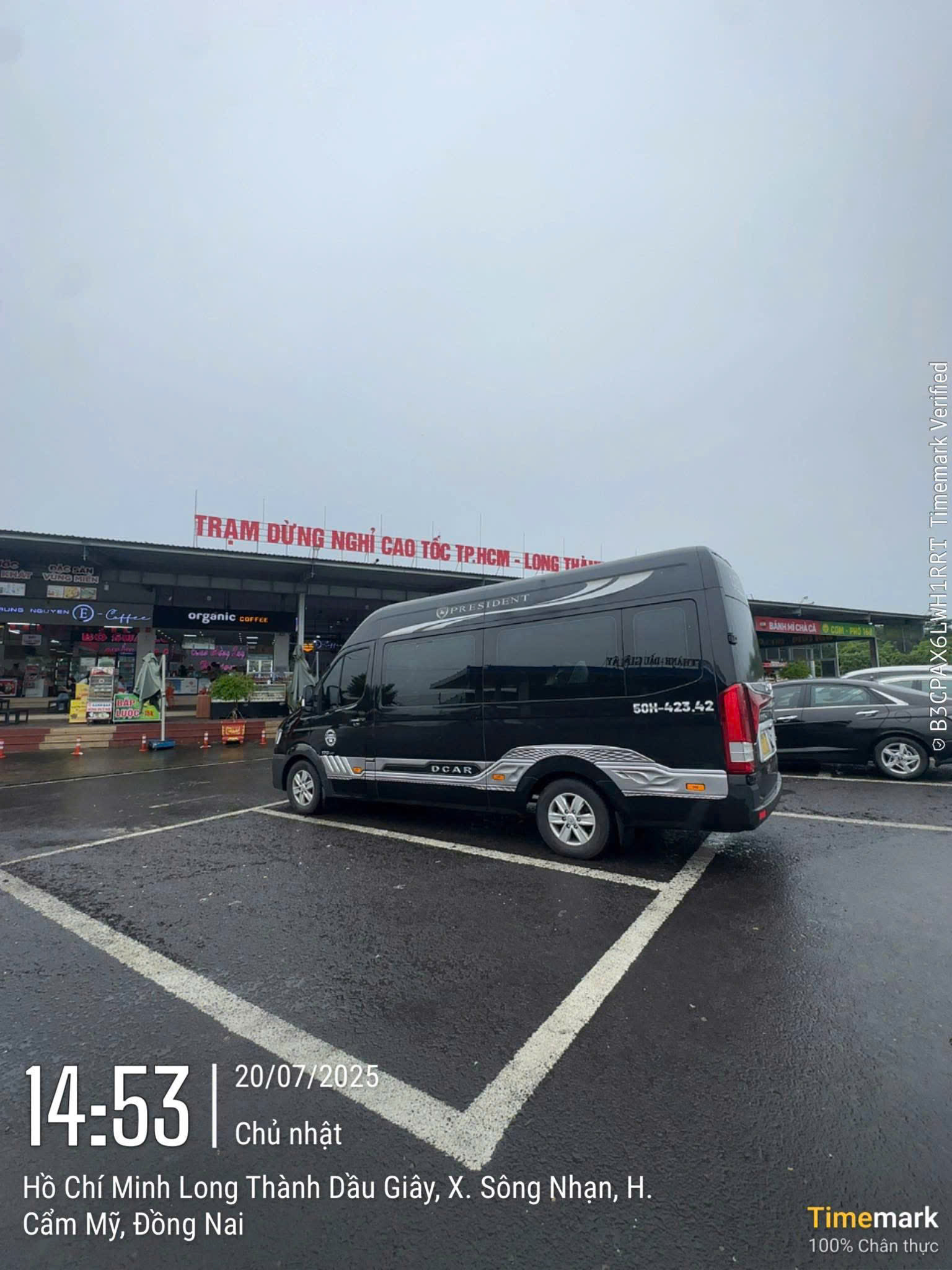 Thuê xe limousine Ninh Thuận Sài Gòn giá tốt mỗi ngày