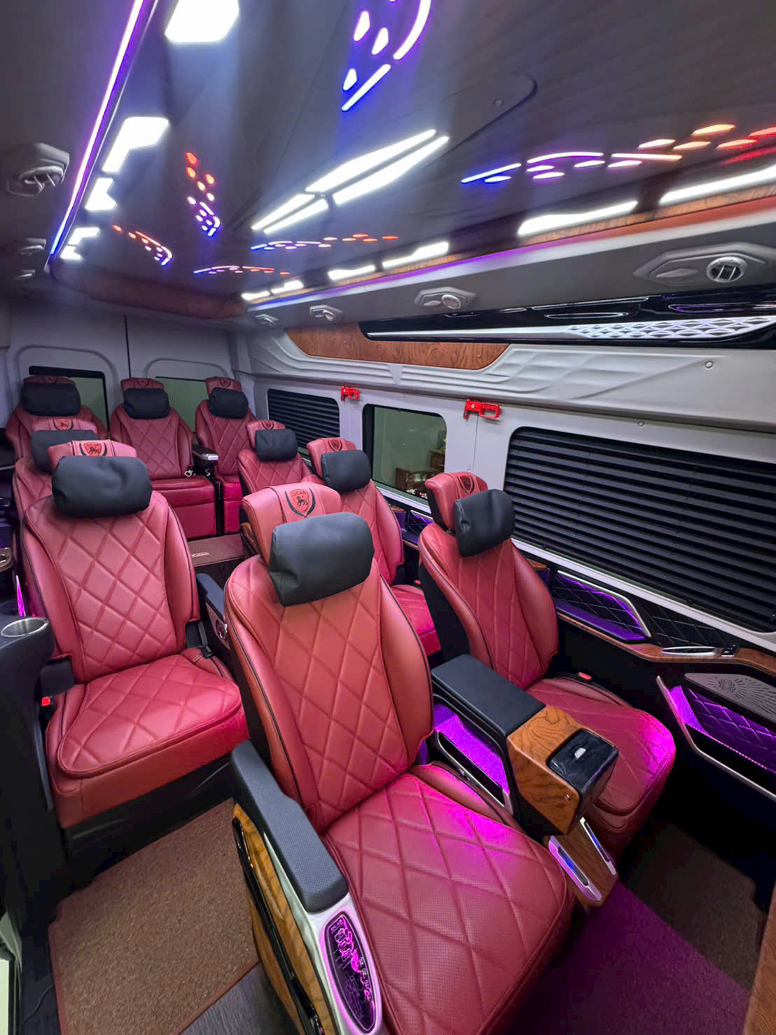 Thuê xe limousine Ninh Thuận Sài Gòn hợp đồng dài hạn