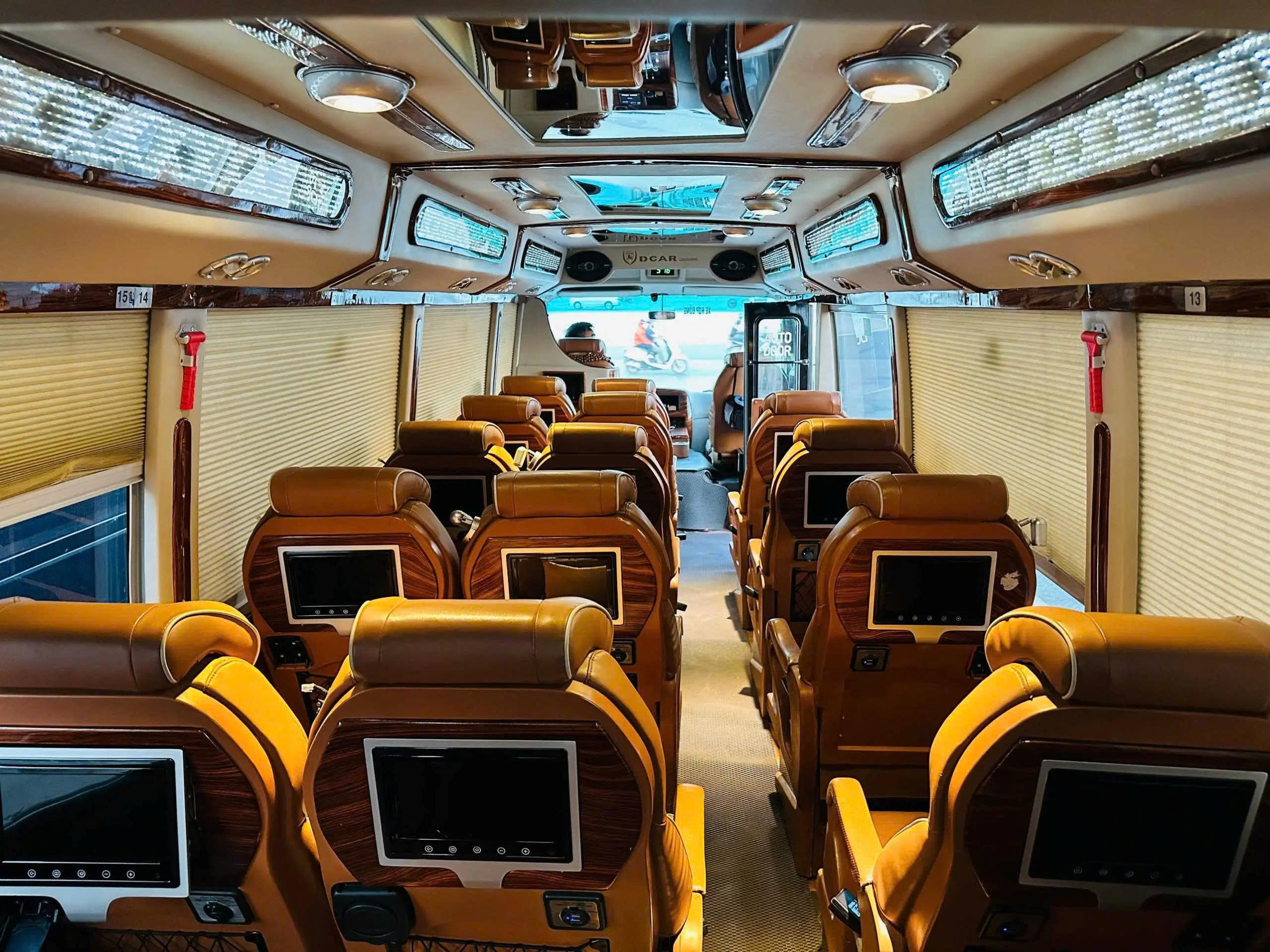 Thuê xe limousine Ninh Thuận Sài Gòn không phát sinh