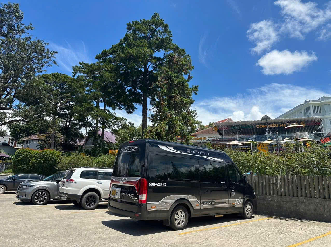 Thuê xe limousine Ninh Thuận Sài Gòn trọn gói giá tốt