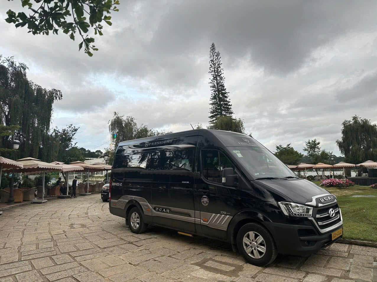 Thuê xe limousine Ninh Thuận Sài Gòn trọn gói giá tốt