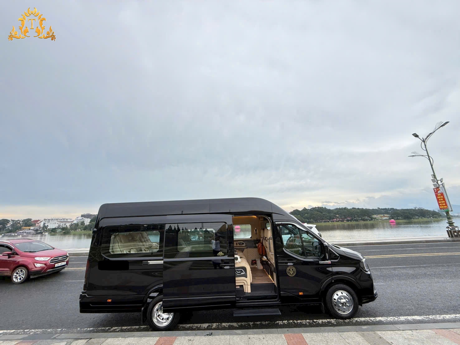Thuê xe Limousine riêng Đà Lạt đi Sài Gòn uy tín