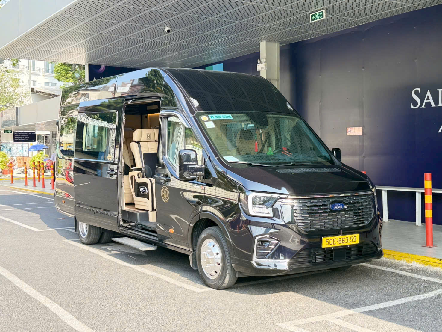 Thuê xe Limousine Sài Gòn - Cam Ranh giá tốt