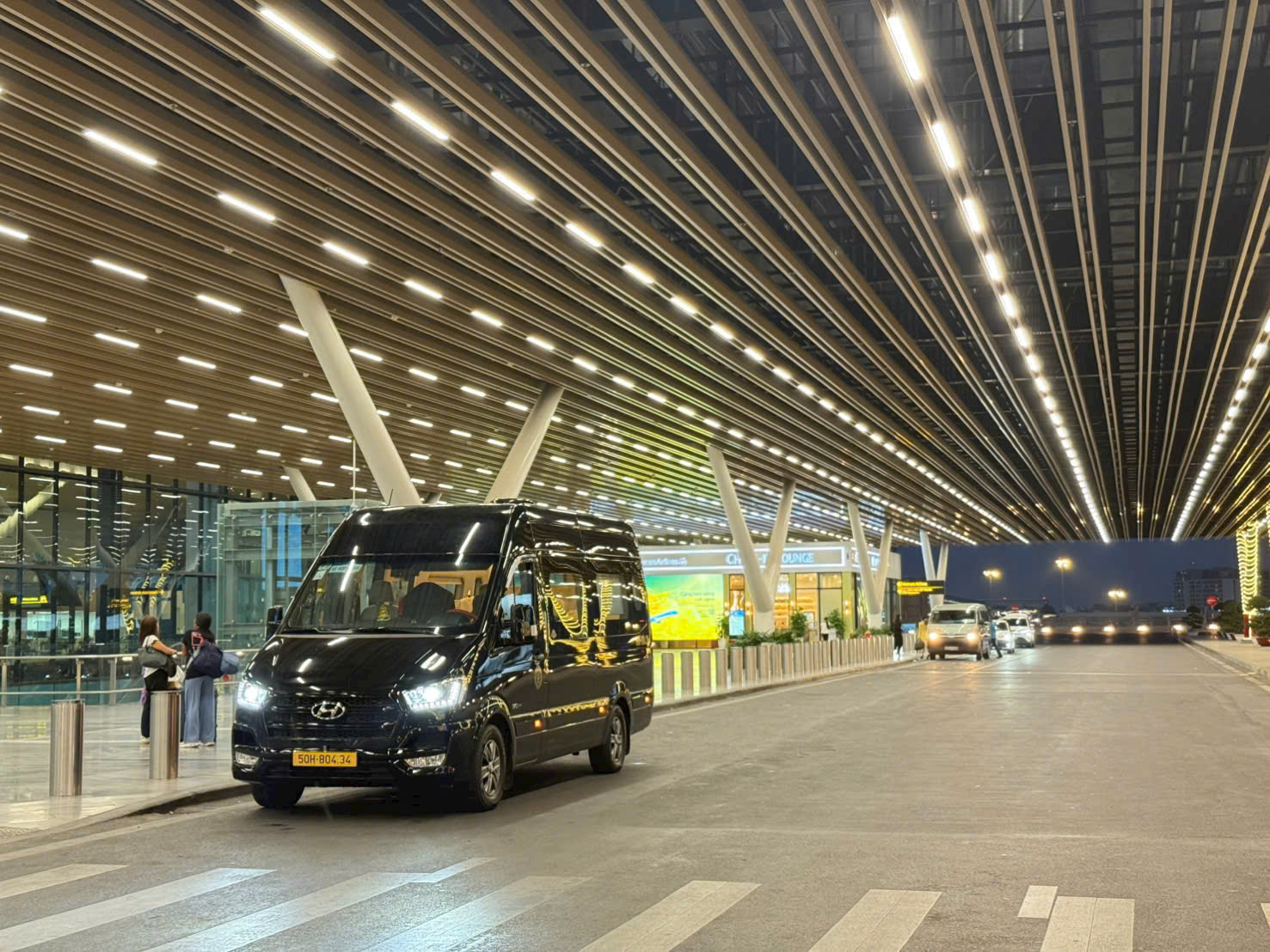 Thuê xe Limousine Sài Gòn - Cam Ranh không ghép