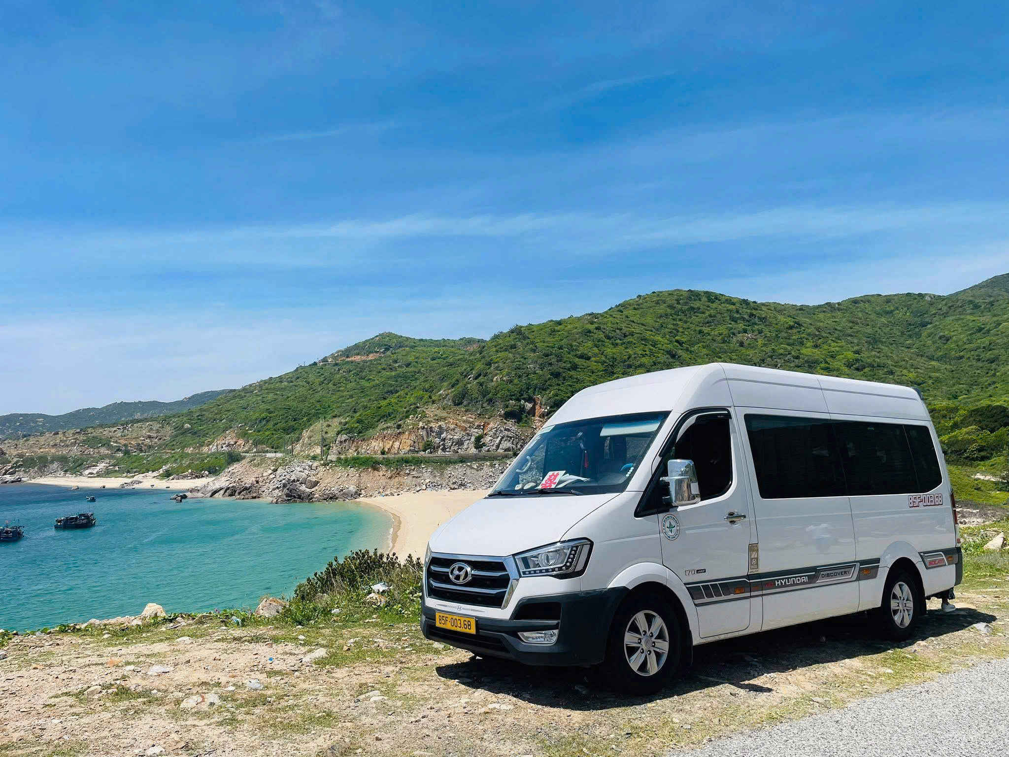 Thuê xe Limousine Sài Gòn đi Cam Ranh theo yêu cầu