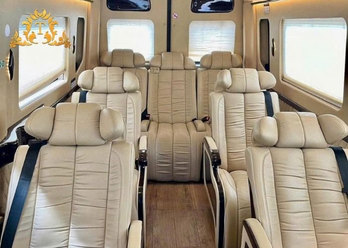 Thuê xe limousine tối ưu ngân sách cho chuyến du lịch trọn vẹn