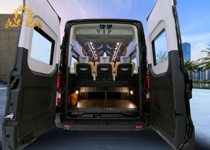 Ưu điểm tuyệt vời khi thuê xe limousine cho chuyến đi cuối tuần