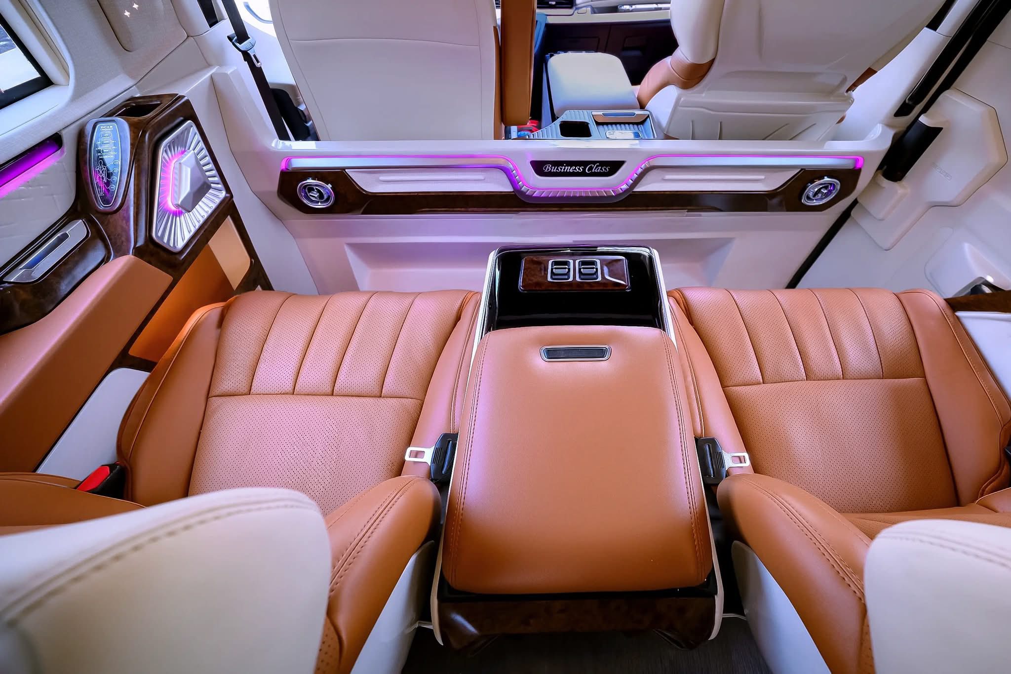 Dịch vụ Thuê xe limousine Sài Gòn – Vĩnh Hy cao cấp