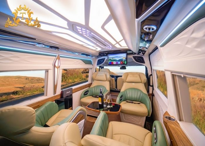 Lợi ích vượt trội khi thuê xe limousine Sài Gòn Vĩnh Hy từ sân bay