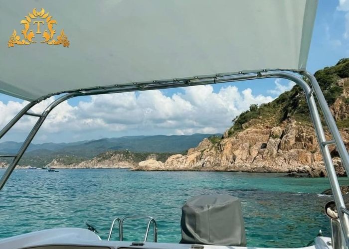 Vì sao nên chốt thuê xe limousine Sài Gòn Vĩnh Hy tại Thanh Thảo?