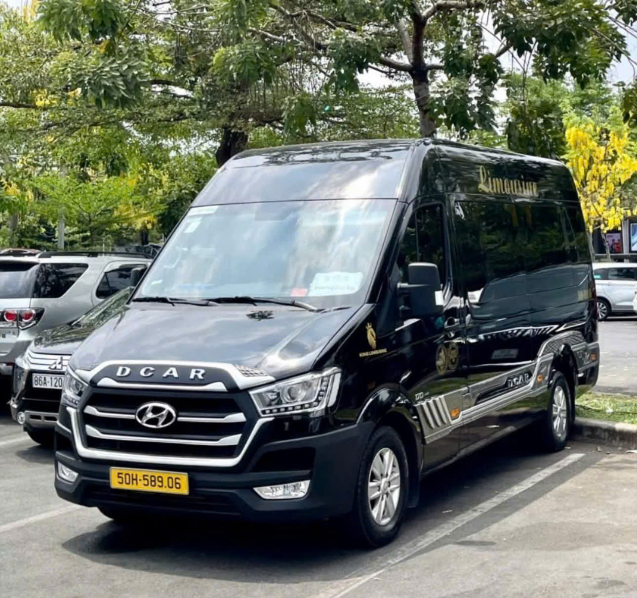 Thuê xe Limousine Solati Sài Gòn đi Cam Ranh