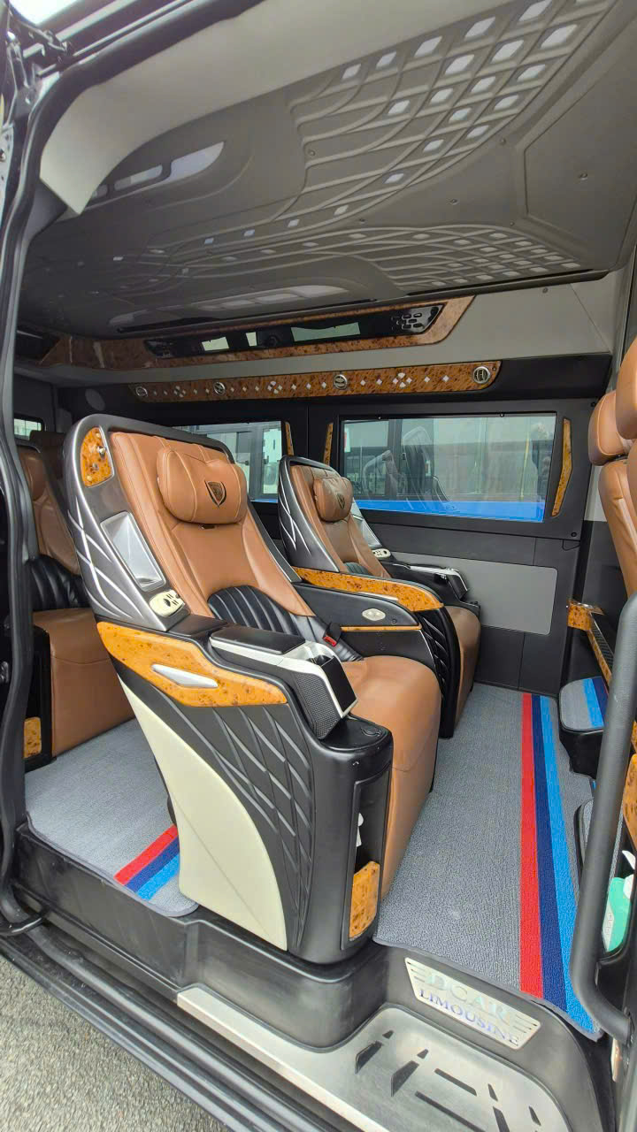 Thuê xe Limousine TPHCM đi Cam Ranh