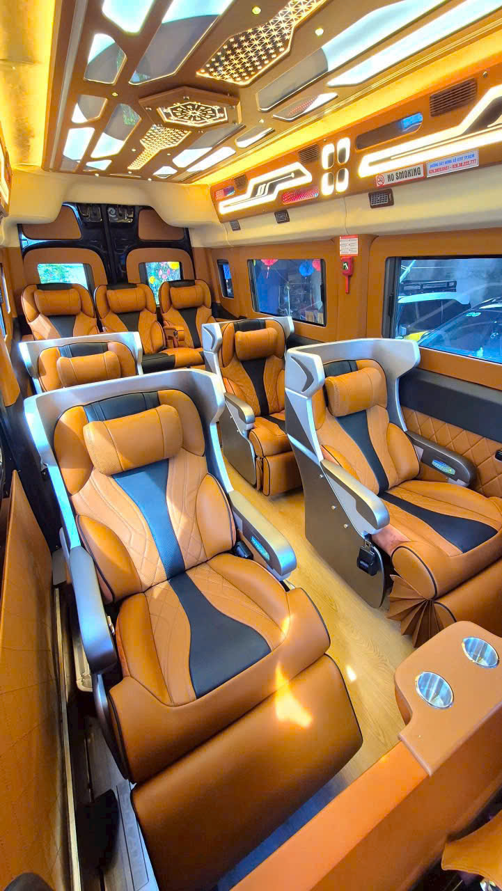 Thuê xe Limousine từ sân bay Liên Khương đi Sài Gòn