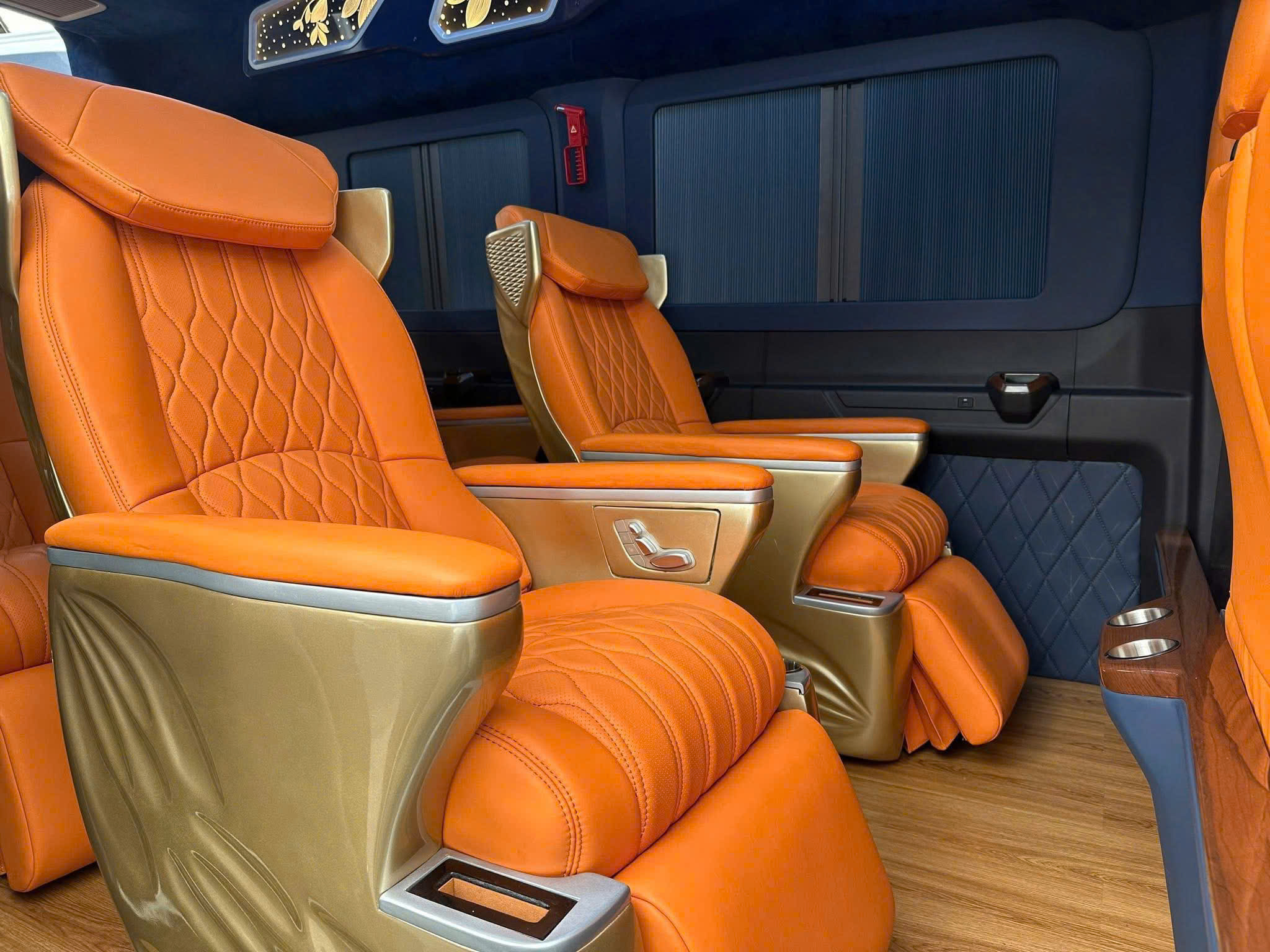 Thuê xe limousine Vĩnh Hy - Sài Gòn chỉ trong vài phút