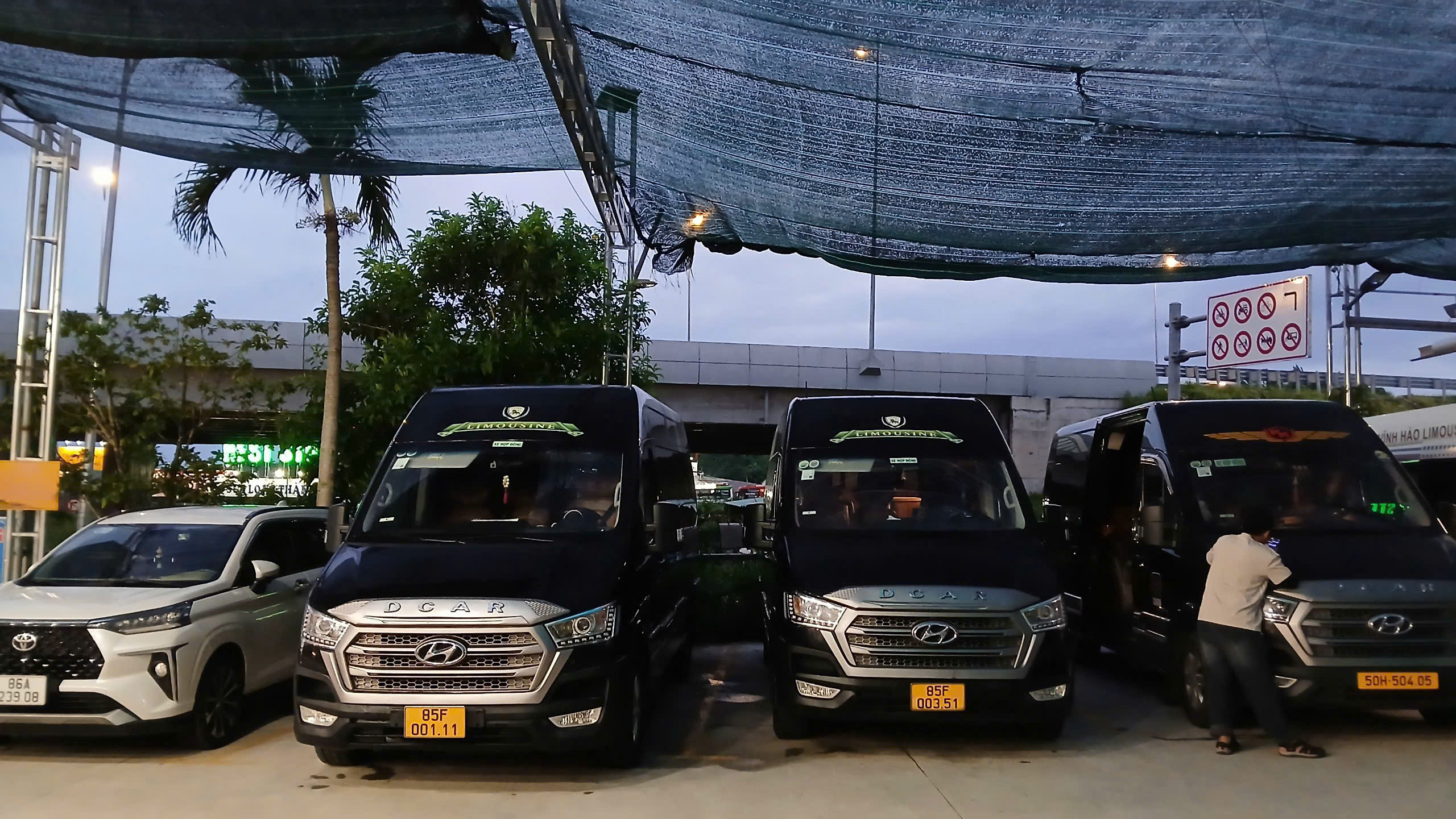 Xe limousine Ninh Thuận Sài Gòn bao trọn chuyến