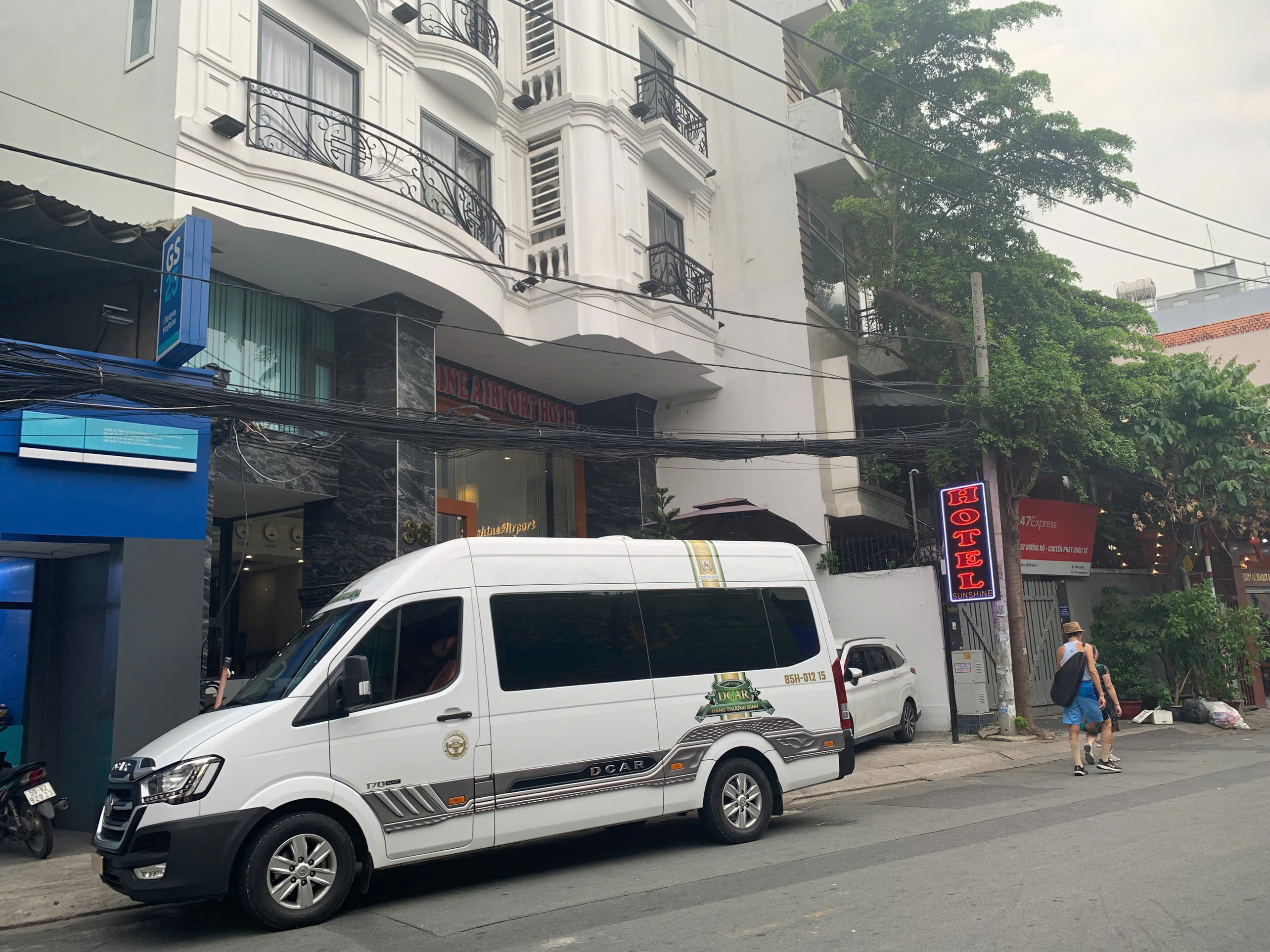 Xe limousine Ninh Thuận Sài Gòn dịch vụ chuẩn VIP