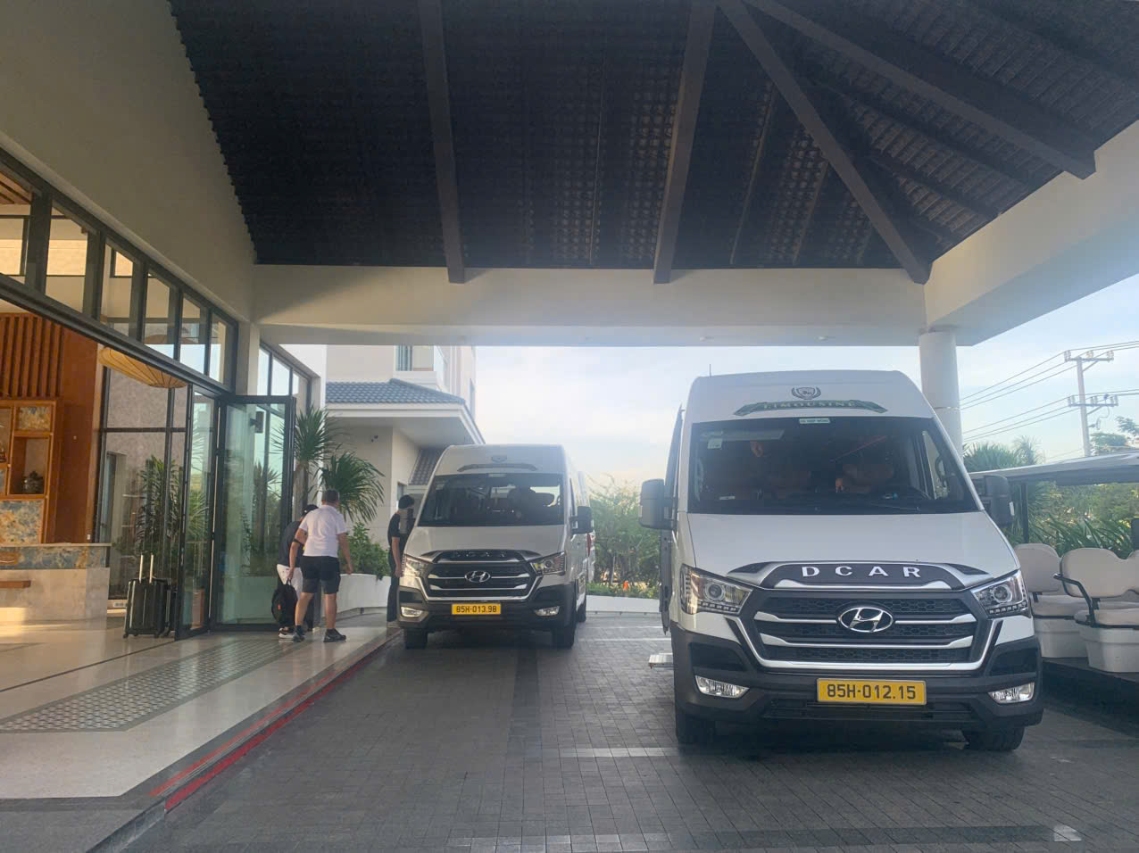 Xe limousine Ninh Thuận Sài Gòn giá tốt cuối tuần