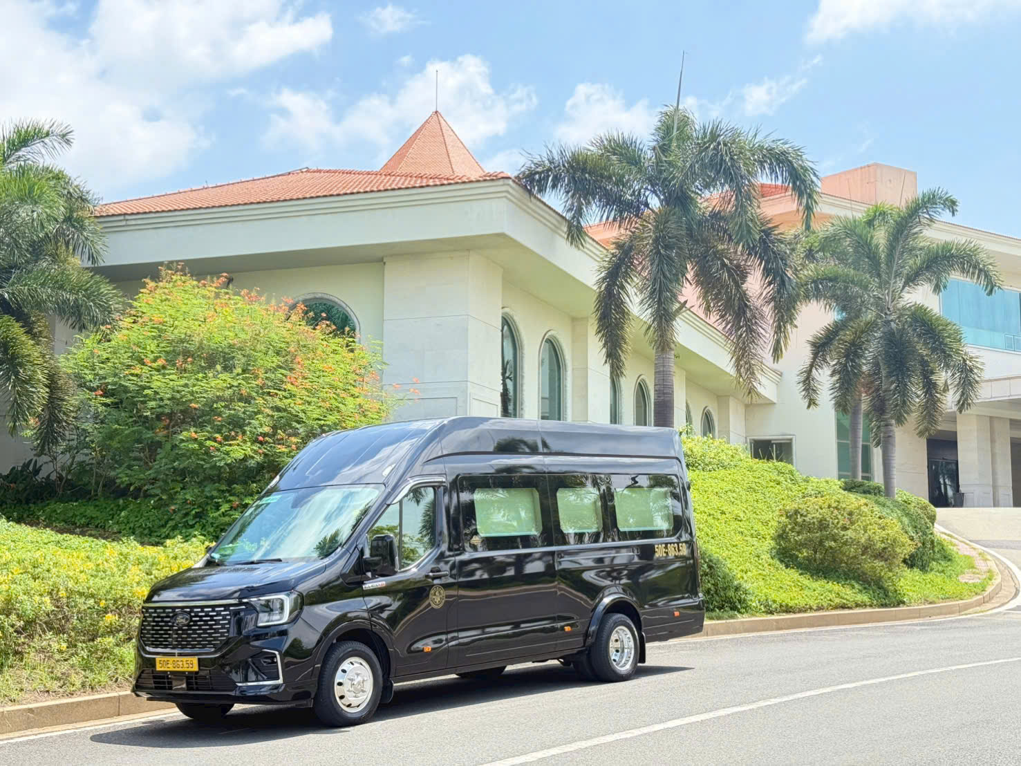 Xe Limousine Sài Gòn - Cam Ranh